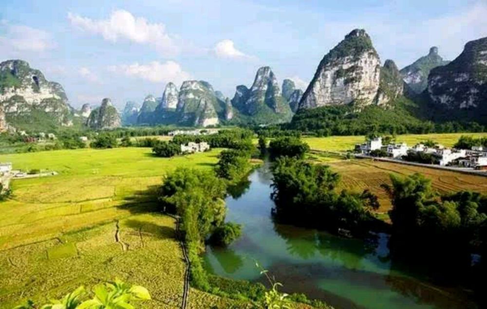 广西，致尊敬的听众朋友们